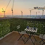 Sunset Yas Island Studio Near F1 And Concerts